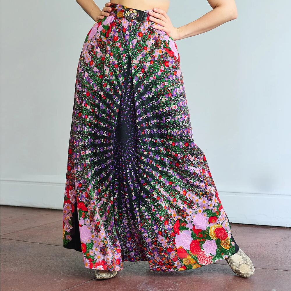 1970s Floral High Waisted Maxi Skirt with Lacquered Floral Belt